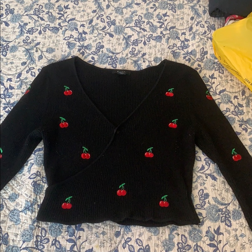 Black cherry long sleeve